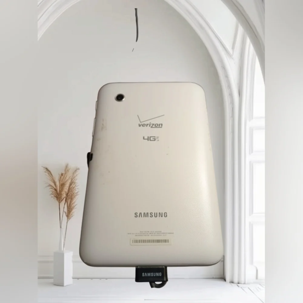 Verizon Samsung 4G LTE Tablet with Charger